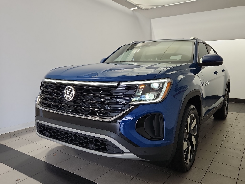 New 2026 Volkswagen Atlas Cross Sport 2.0T SE w/Technology SUV