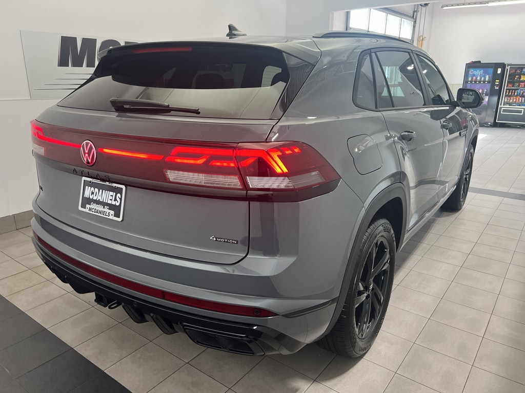 New 2026 Volkswagen Atlas Cross Sport SEL R-Line SUV