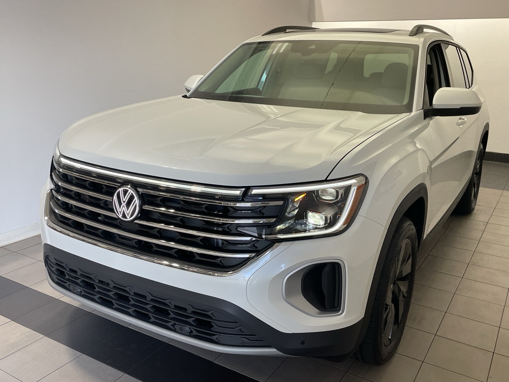 New 2026 Volkswagen Atlas 2.0T SE w/Technology SUV