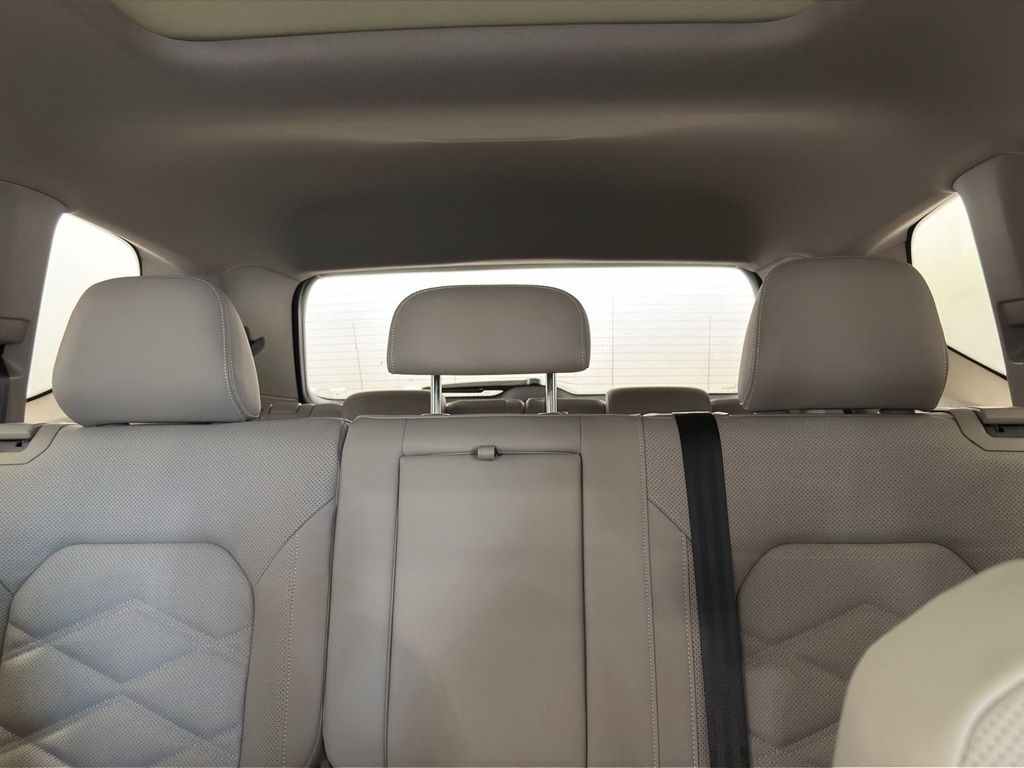 2026 Volkswagen Atlas SE w/Tech - Photo 27