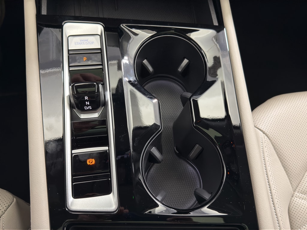 2026 Volkswagen Atlas SE w/Tech - Photo 23