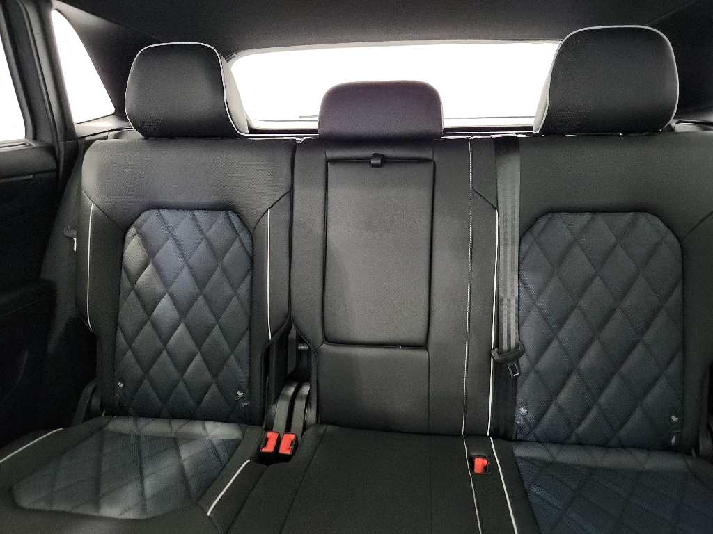 2026 Volkswagen Atlas Cross Sport SEL Premium R-LINE - Photo 32