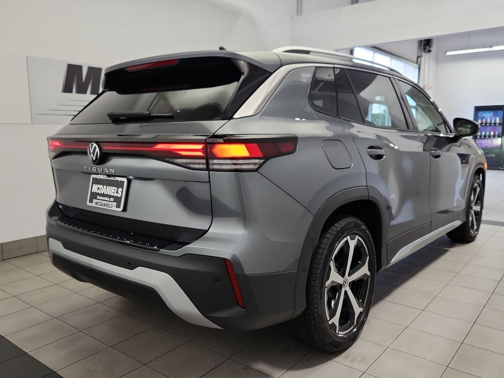 New 2026 Volkswagen Tiguan SE SUV