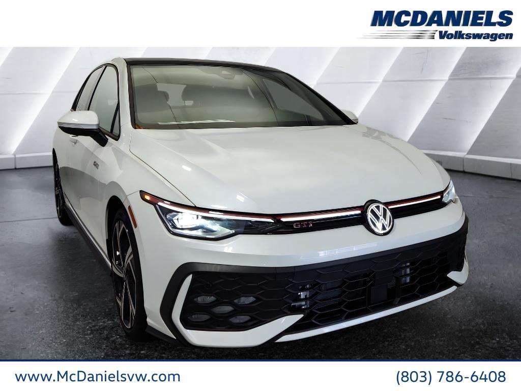2025 Volkswagen Golf GTI SE's photo