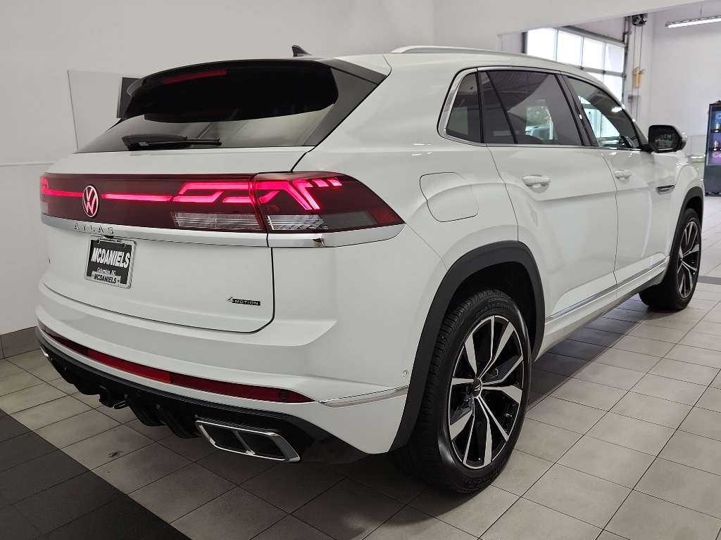 New 2026 Volkswagen Atlas Cross Sport 2.0T SEL Premium R-Line SUV