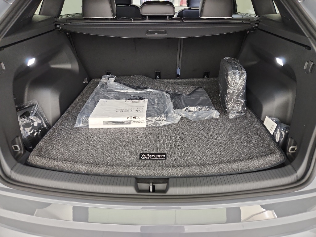 2026 Volkswagen Atlas Cross Sport SEL Premium R-LINE - Photo 36
