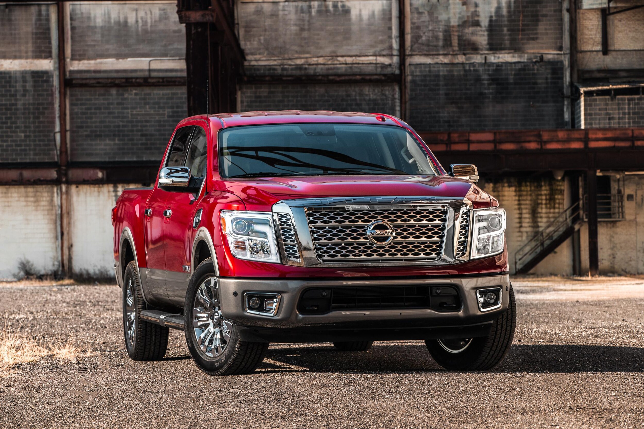 2017 Nissan Titan.jpg