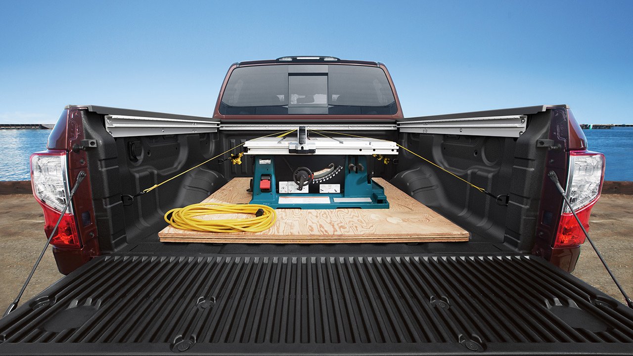 2017-nissan-titan-bed-large.jpg