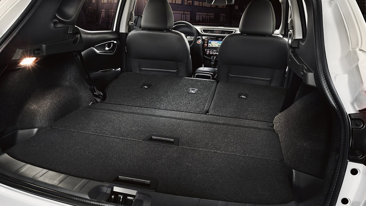 2017-nissan-rogue-sport-interior-cargo-space.jpg