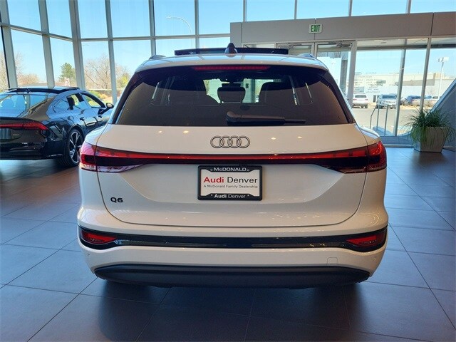 2025 Audi Q6 E-tron Premium Plus photo 4