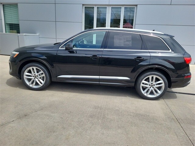 2025 Audi Q7 Premium Plus photo 2