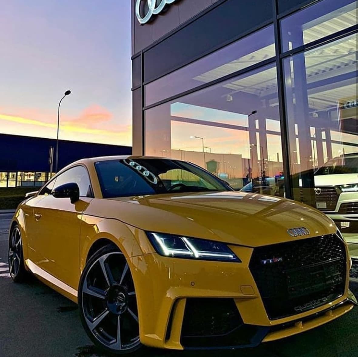 _audi_rs4_quattro.png