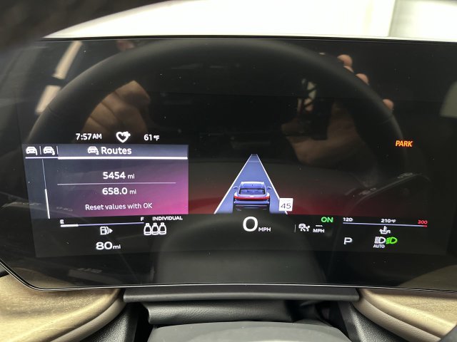 2025 Audi Q5 2.0T PREMIUM PLUS SUV Slide 14