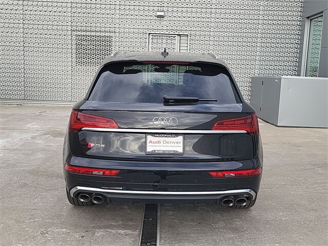 2025 Audi SQ5 Prestige photo 4