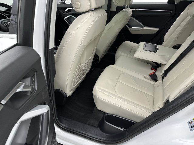 2021 Audi Q3 45 S LINE PREMIUM SUV Slide 22