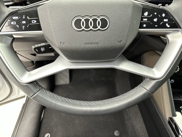 2025 Audi Q5 2.0T PREMIUM PLUS SUV Slide 13