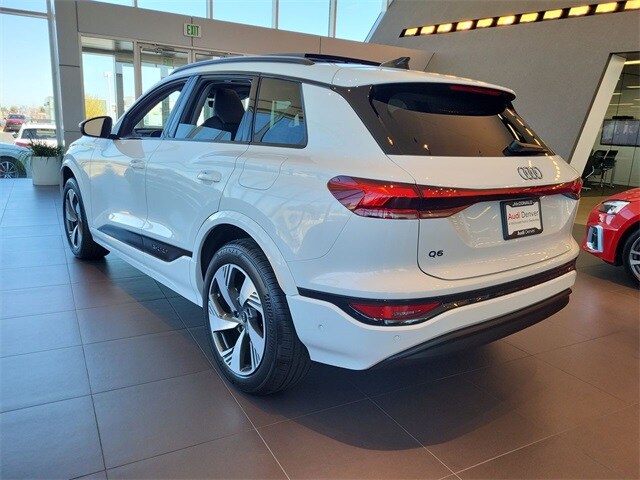 2025 Audi Q6 E-tron Premium Plus photo 3