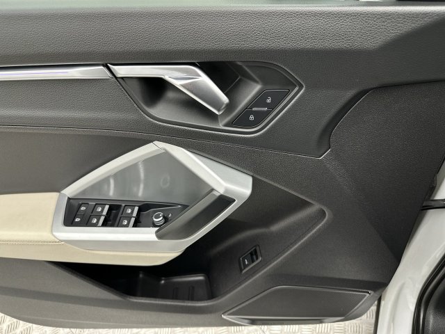 2021 Audi Q3 45 S LINE PREMIUM SUV Slide 12