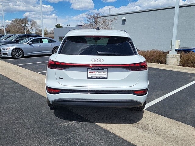 2025 Audi Q6 E-tron Premium Plus photo 4