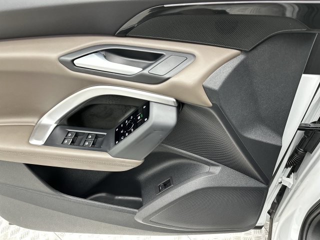 2025 Audi Q5 2.0T PREMIUM PLUS SUV Slide 12