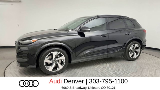 2025 Audi Q6 e-tron PREMIUM SUV Slide 5