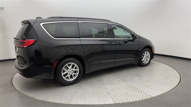 Used 2022 Chrysler Pacifica Touring L with VIN 2C4RC1BG9NR233659 for sale in Littleton, CO