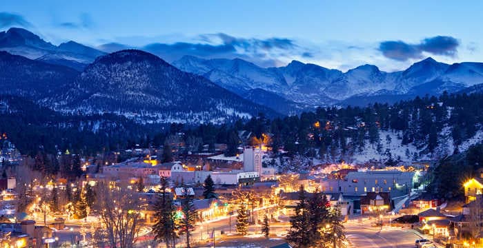 Best Colorado Drives to see the Holiday Lights | Audi Denver