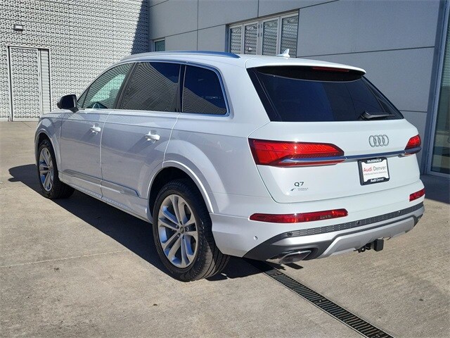 2025 Audi Q7 Premium Plus photo 3