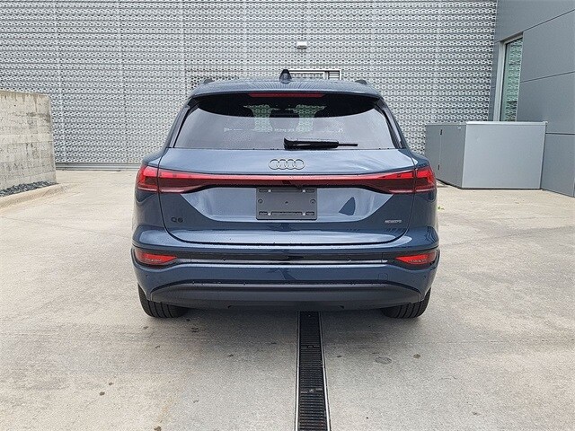 2025 Audi Q6 E-tron Premium photo 4