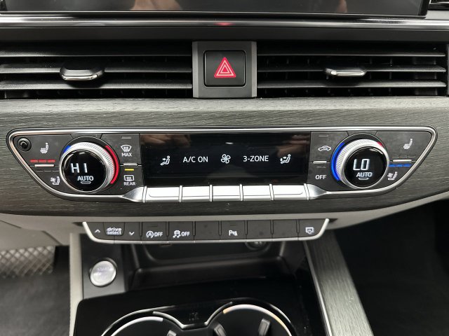 2021 Audi A4 45 S LINE PREMIUM 4dr Car Slide 18
