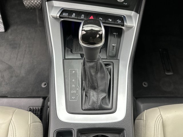 2021 Audi Q3 45 S LINE PREMIUM SUV Slide 19