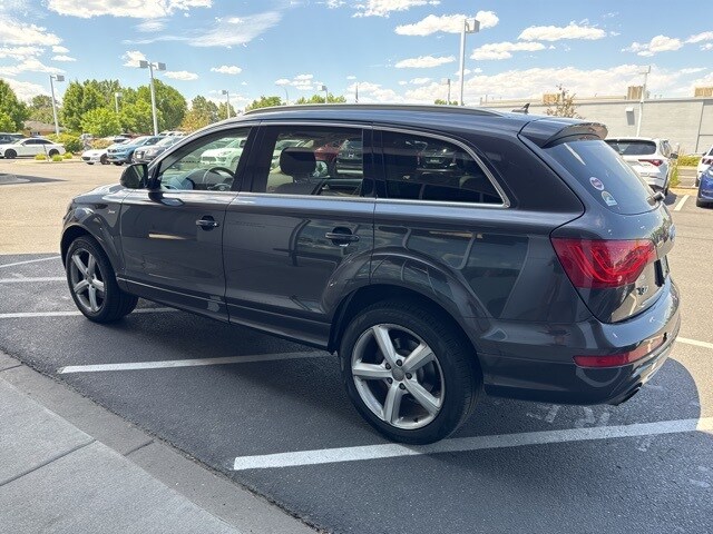 2011 Audi Q7 3.0T S line Prestige photo 3