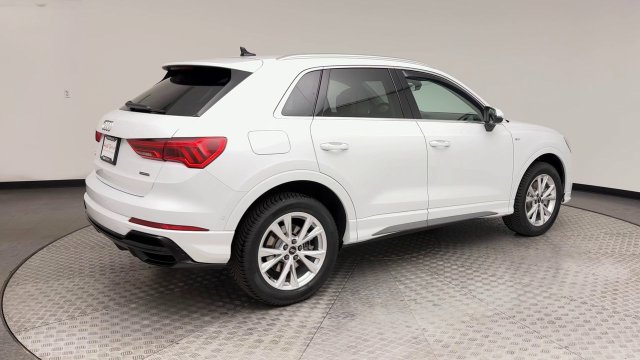 2021 Audi Q3 45 S LINE PREMIUM SUV Slide 1
