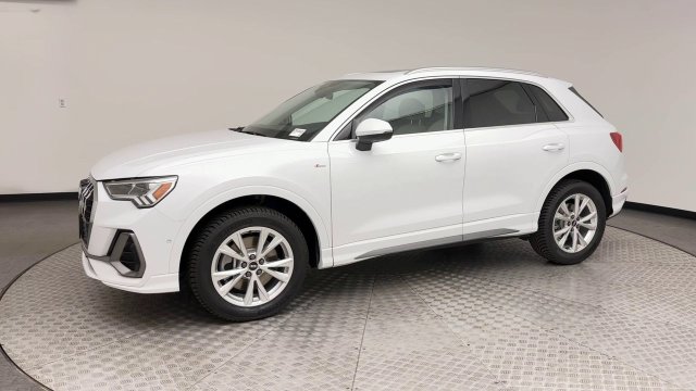2021 Audi Q3 45 S LINE PREMIUM SUV Slide 5