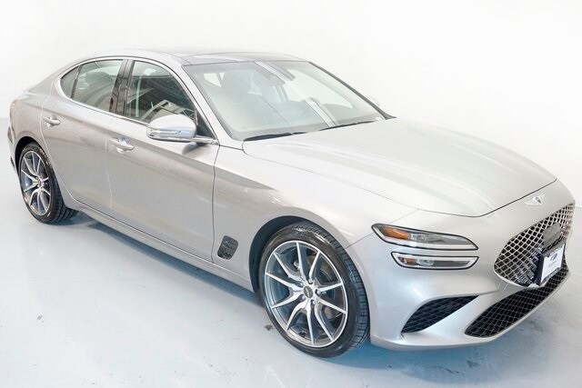 2022 Genesis G70 2.0T photo 4