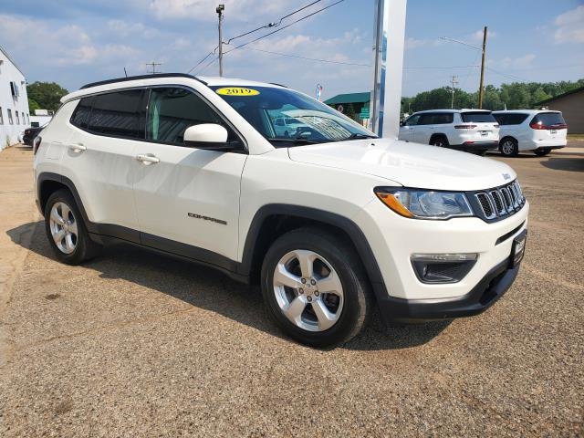 Used 2019 Jeep Compass Latitude with VIN 3C4NJCBB4KT802057 for sale in Clare, MI