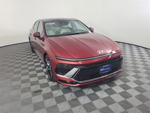 2024 Hyundai Sonata SEL photo 2