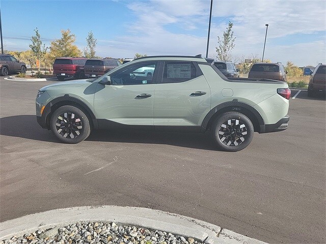 2025 Hyundai Santa Cruz SEL photo 2