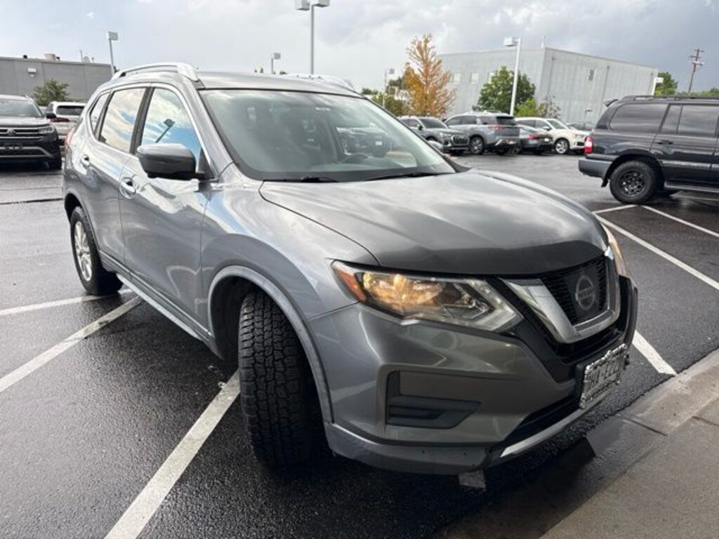 Used 2017 Nissan Rogue SV SUV