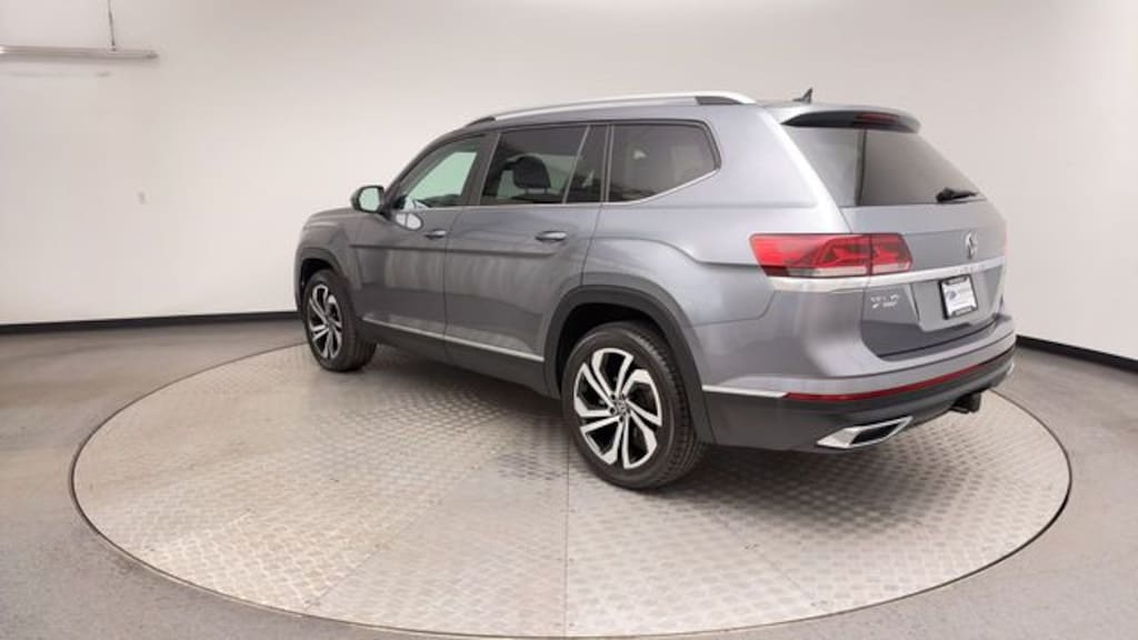 Used 2022 Volkswagen Atlas 3.6L V6 SEL SUV