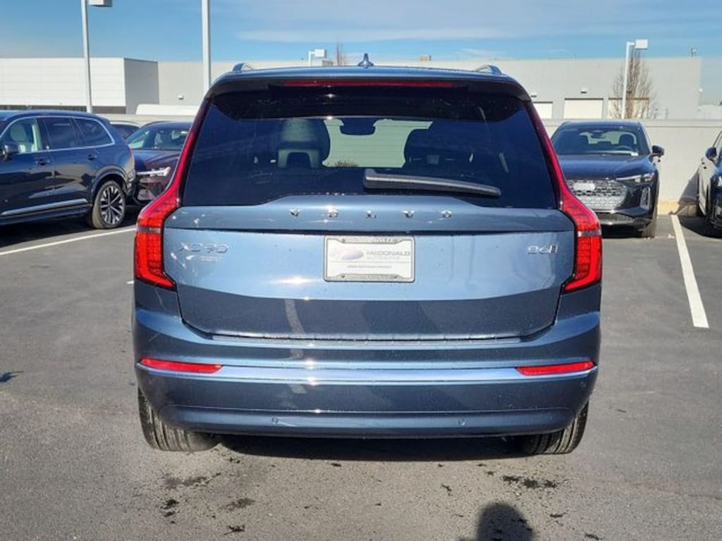 New 2026 Volvo XC90 B6 Plus 6-Seater SUV