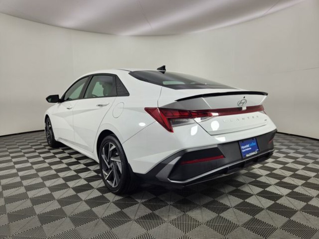 Used 2025 Hyundai Elantra Hybrid SEL Sport Sedan