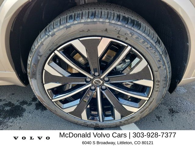 2026 Volvo XC90 Plus - Photo 20