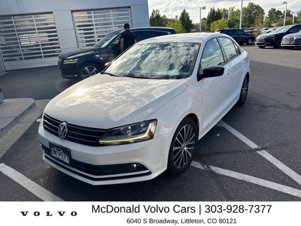 Used 2017 Volkswagen Jetta 1.8T Sport Sedan