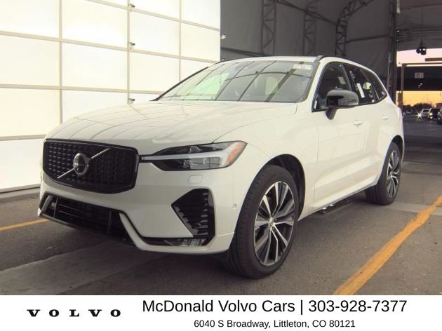2025 Volvo XC60 B5 Plus Dark AWD's photo