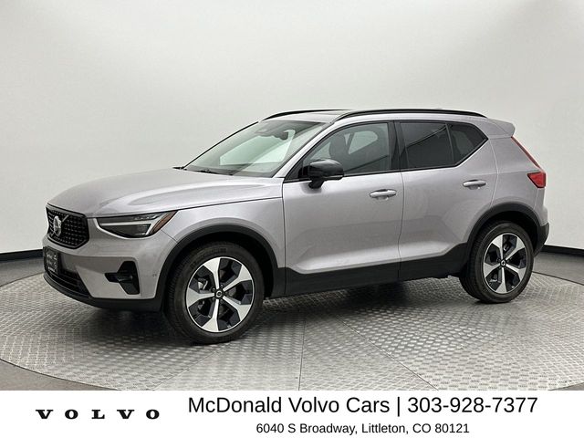2026 Volvo XC40