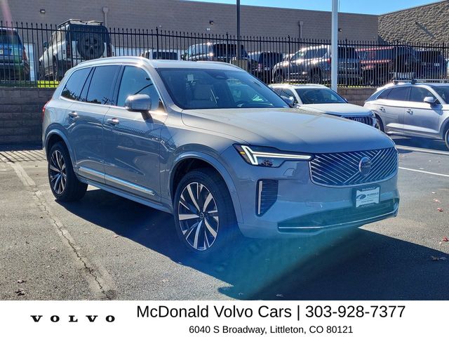 2025 Volvo XC90 Core - Photo 7