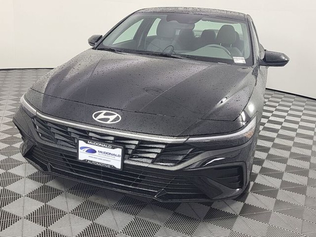 Used 2025 Hyundai Elantra Hybrid SEL Sport Sedan