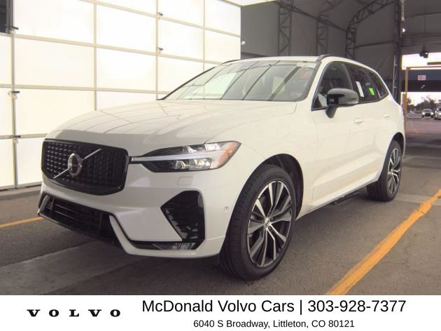 2025 Volvo XC60 B5 Plus Dark AWD's photo