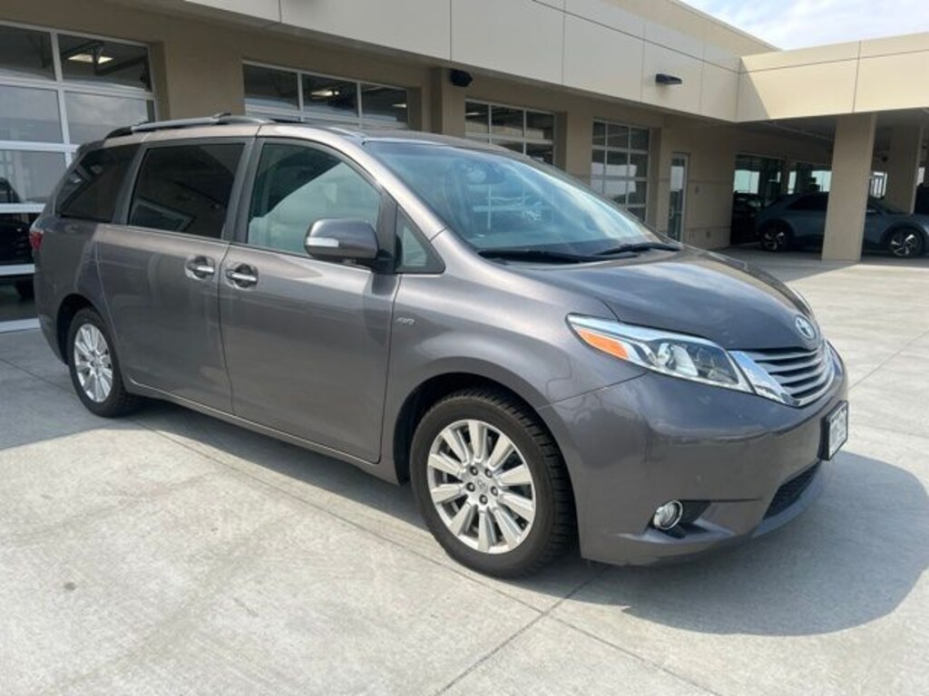 Used 2017 Toyota Sienna Limited Premium 7 Passenger Van